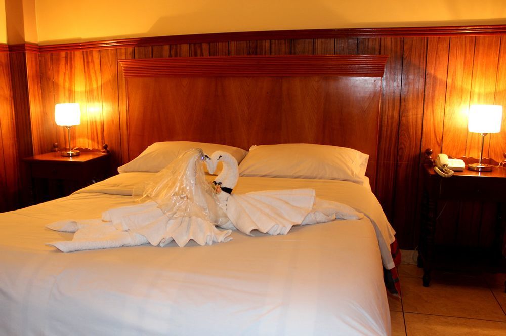 Hotel El Tumi 2 Huaraz  Exterior photo